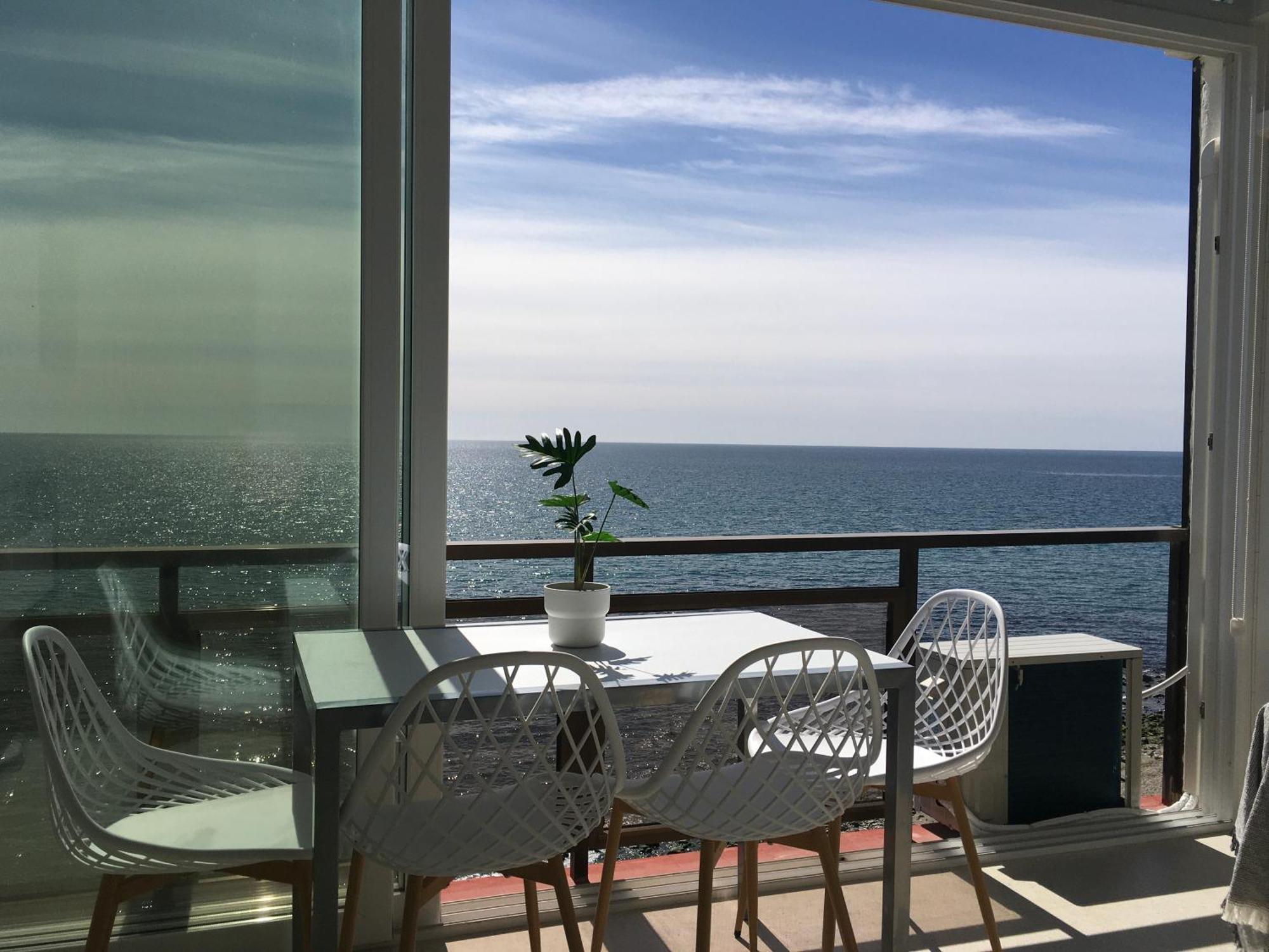 Malibu Apartment Беналмадена Екстериор снимка