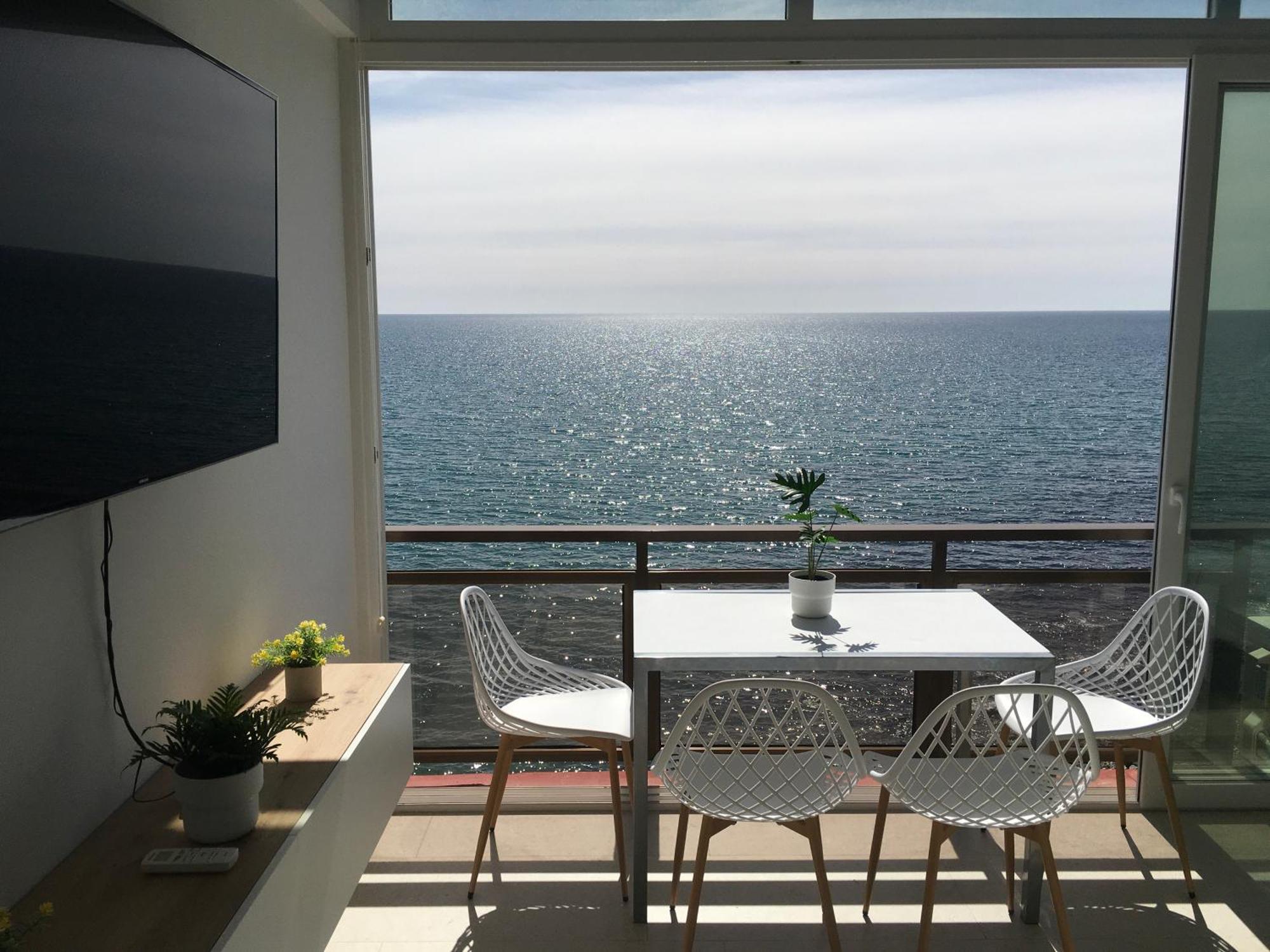 Malibu Apartment Беналмадена Екстериор снимка